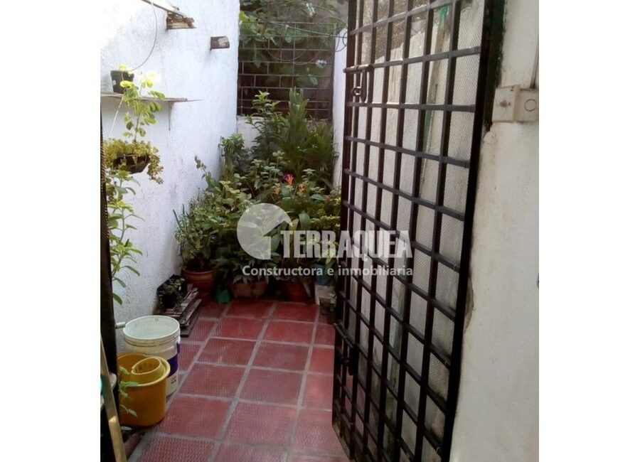 SE VENDE CASA DUPLEX EN LOS ANDES