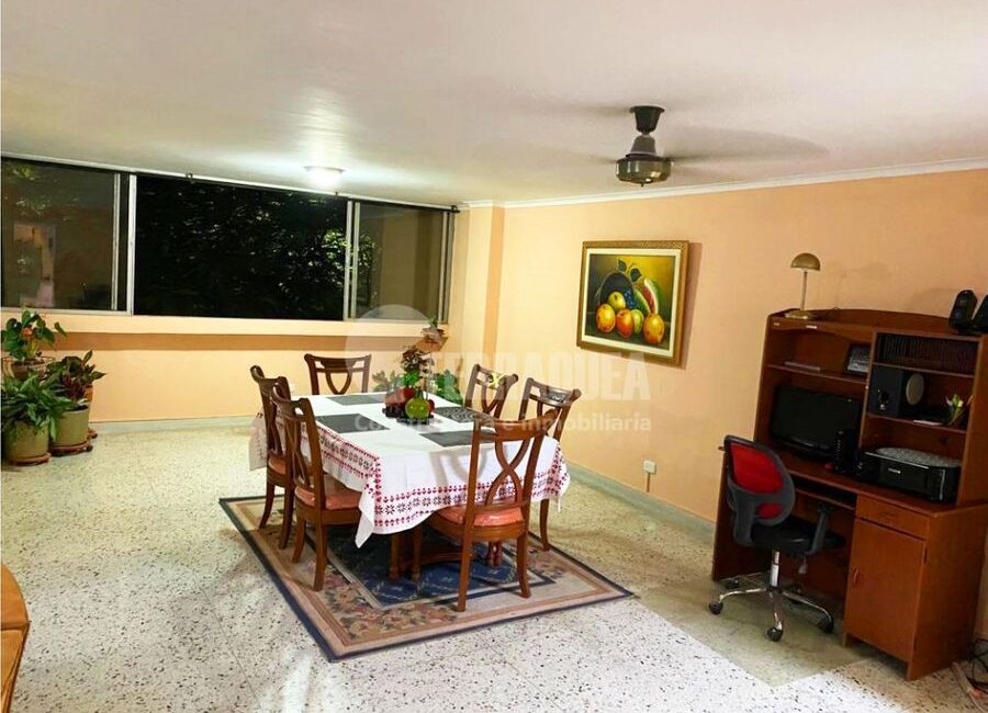 SE VENDE APARTAMENTO EN EL POBLADO