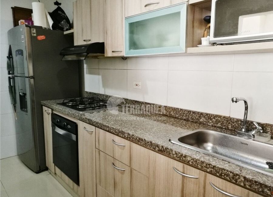 SE VENDE APARTAMENTO EN EL RECREO