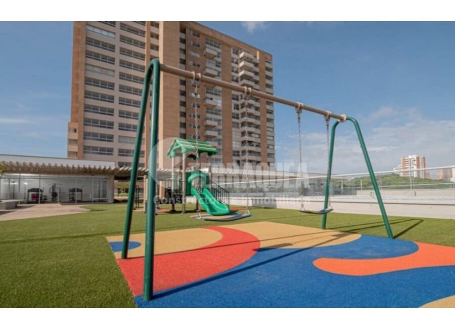 SE VENDE APARTAMENTO EN PORTAL GENOVES