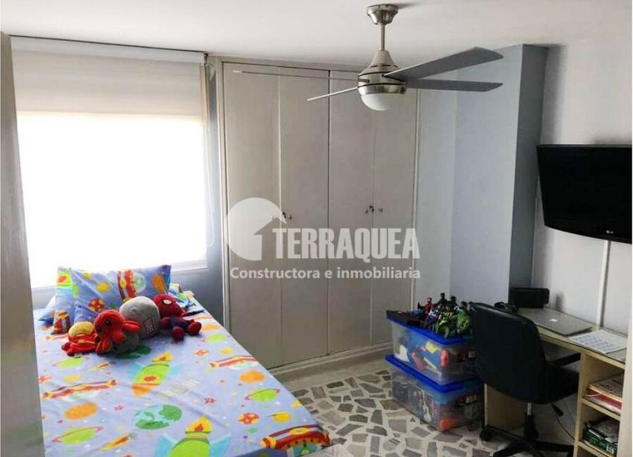 SE VENDE APARTAMENTO EN RIOMAR