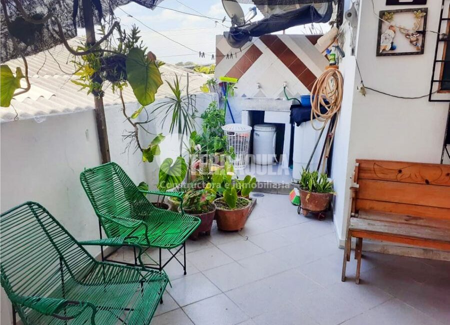 SE VENDE APARTAMENTO EN EL RECREO