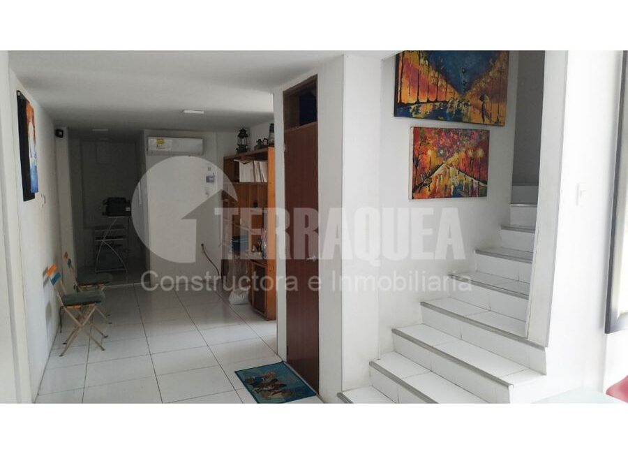 SE VENDE CASA COMERCIAL EN EL TABOR