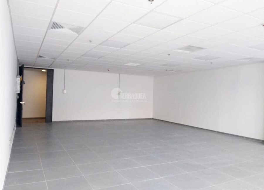 SE VENDE OFICINA EN ALTO PRADO