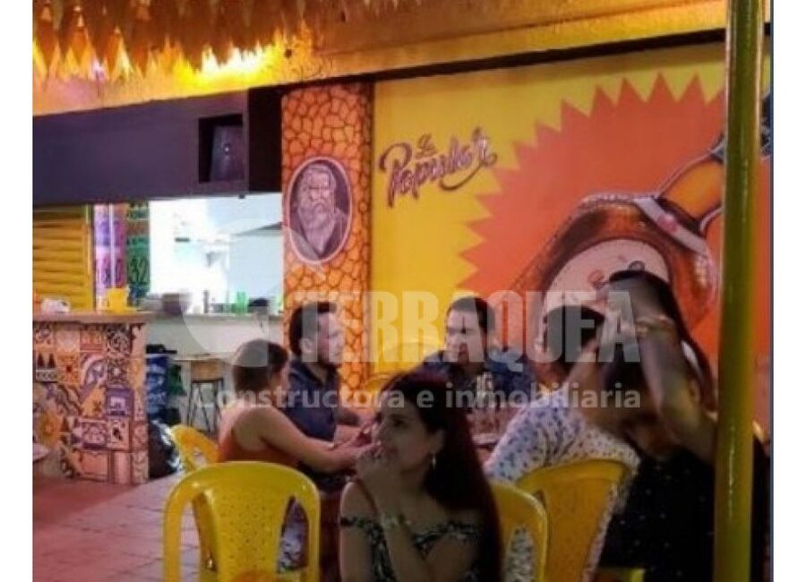 SE VENDE CASA COMERCIAL EN EL PRADO