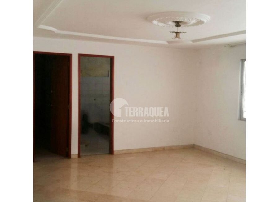 SE VENDE CASA EN ALTAMIRA