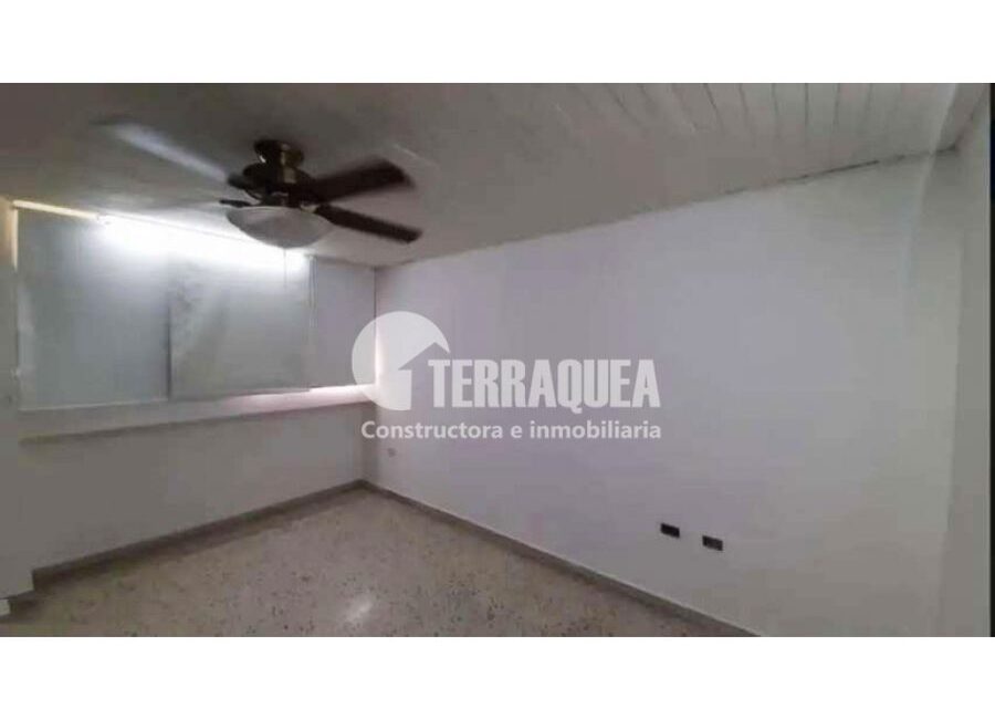 SE VENDE CASA DUPLEX EN VILLA SANTOS