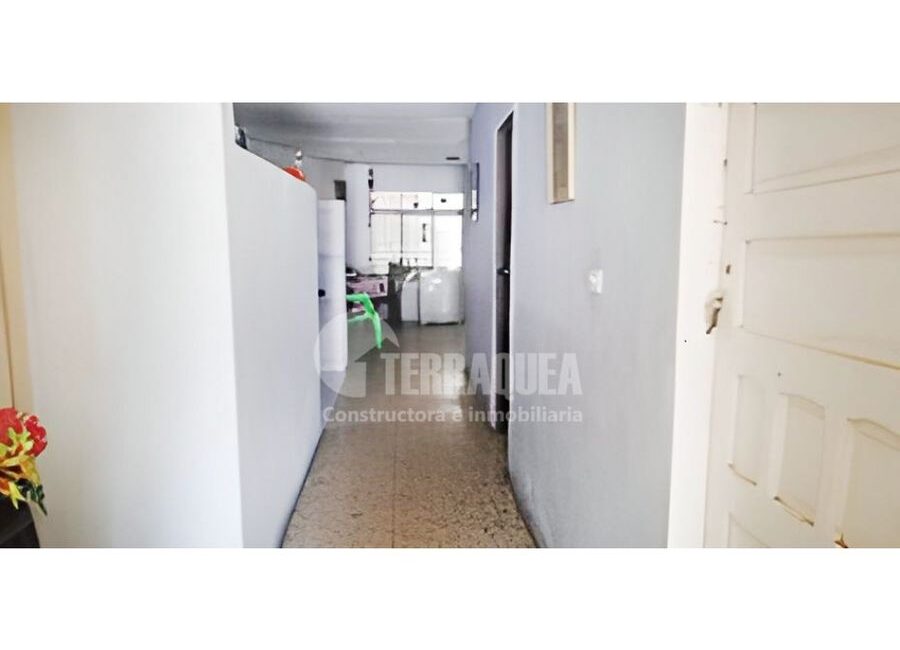 SE VENDE CASA EN LUCERO