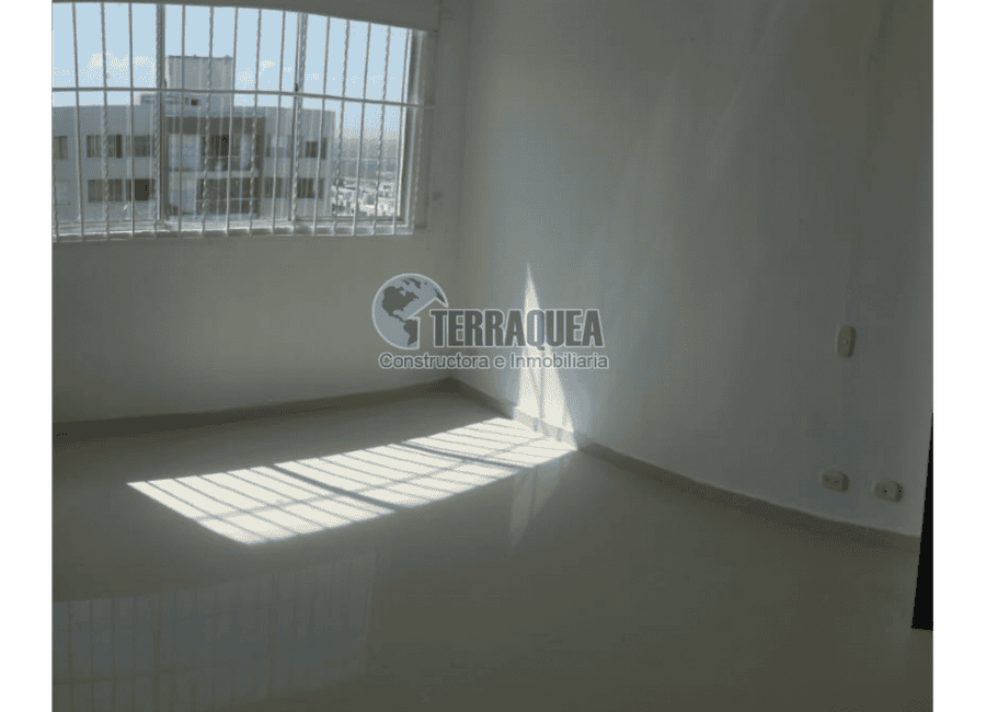 SE VENDE APARTAMENTO EN RIOMAR