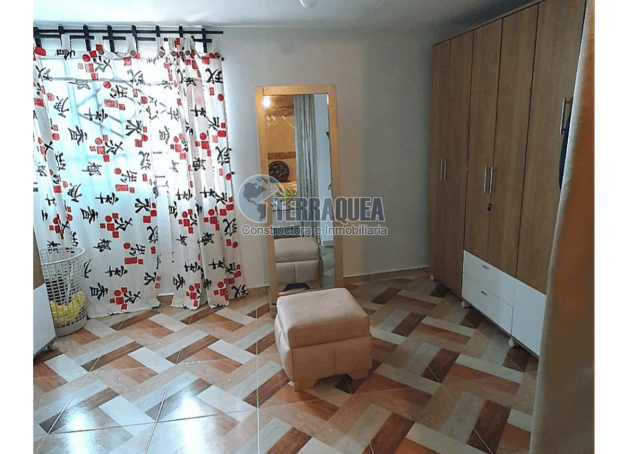 VENTA DE CASA DUPLEX EN CAMPO ALEGRE