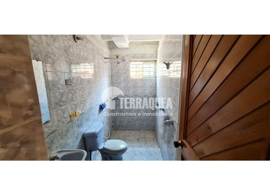 SE VENDE CASA EN LOS JOBOS