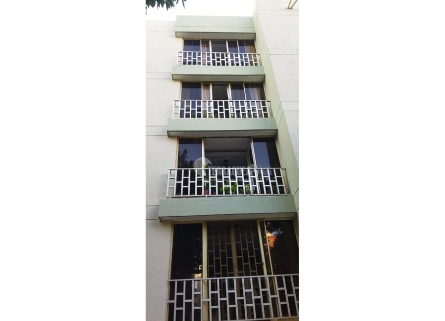 SE VENDE APARTAMENTO EN ALTOS DE RIOMAR