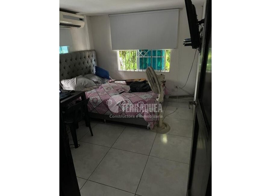 SE VENDE CASA DUPLEX EN EL SILENCIO