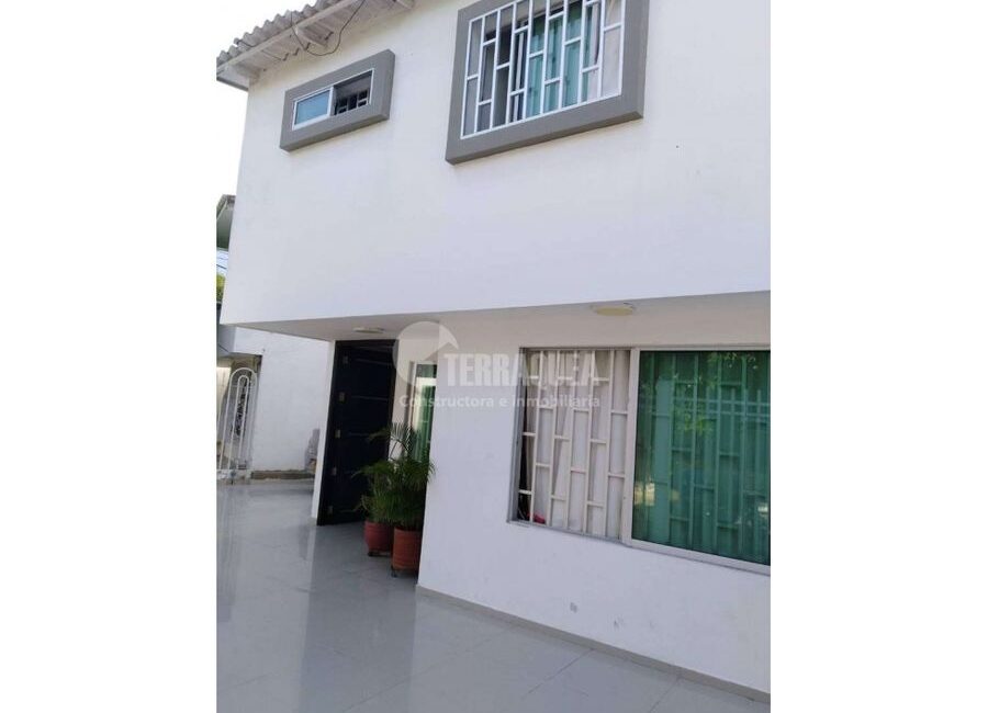 SE VENDE CASA DUPLEX EN EL CARMEN