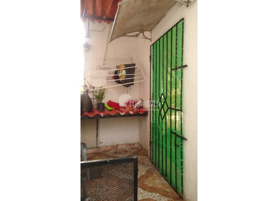 SE VENDE CASA EN CIUDAD JARDIN