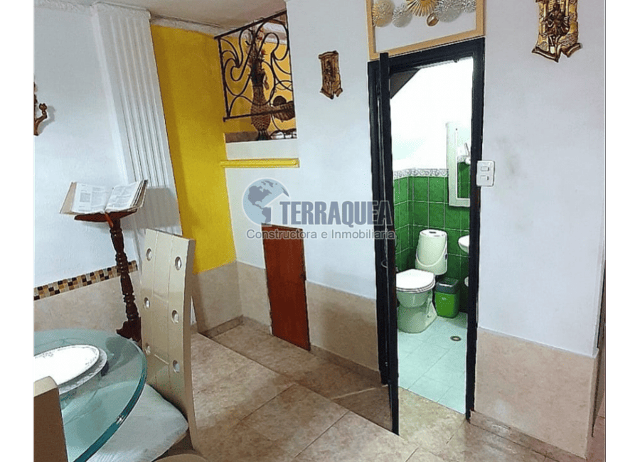 VENTA DE CASA DUPLEX EN CAMPO ALEGRE