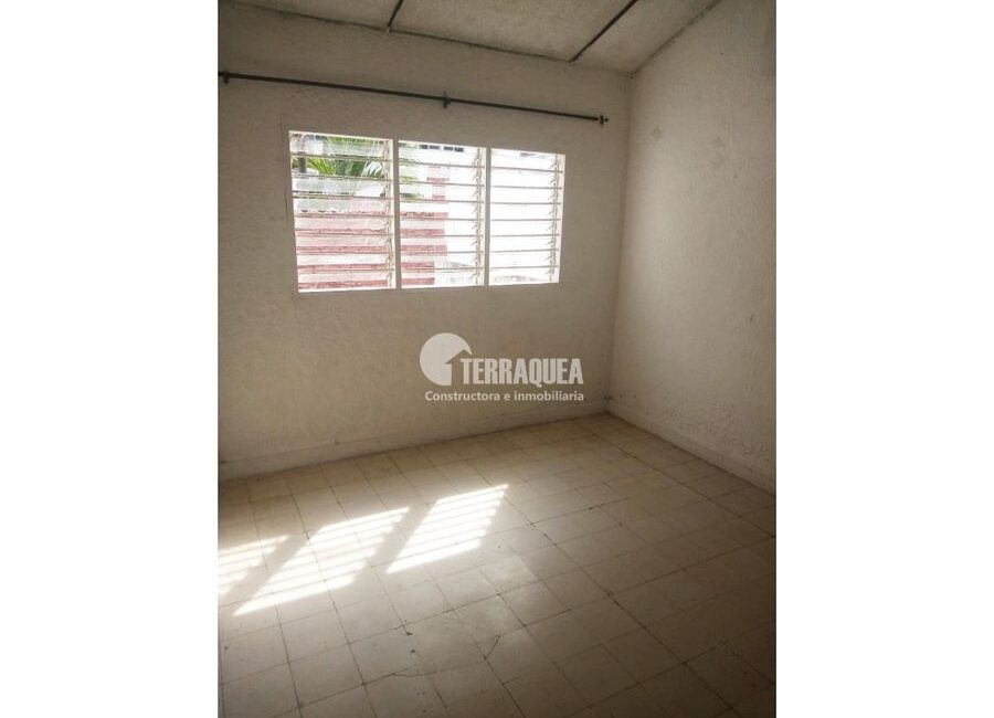 SE VENDE CASA EN BELLAVISTA