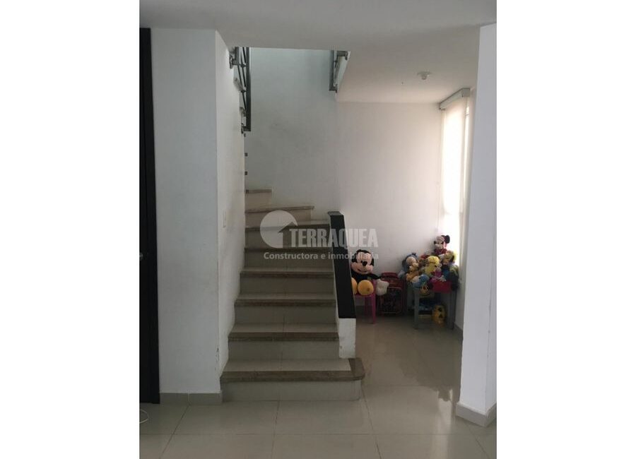 SE VENDE CASA DUPLEX EN VILLA CAMPESTRE