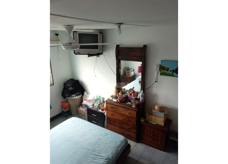 SE VENDE CASA DÚPLEX COMERCIAL EN LA CONCEPCION