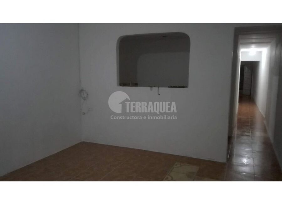 SE VENDE CASA EN SAN ISIDRO