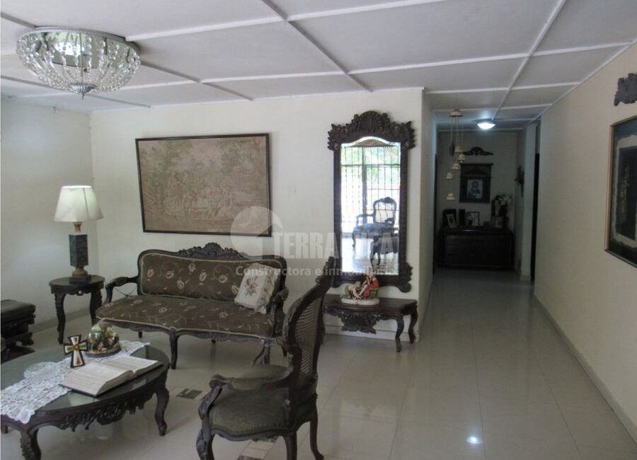 SE VENDE CASA EN LA CAMPIÑA