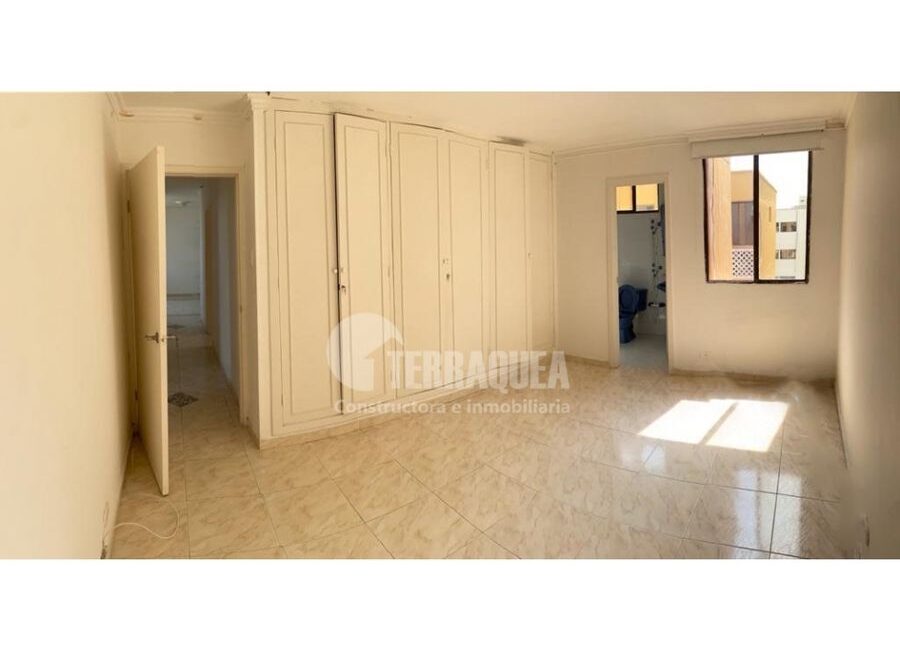 SE VENDE APARTAMENTO EN ALTOS DE RIOMAR