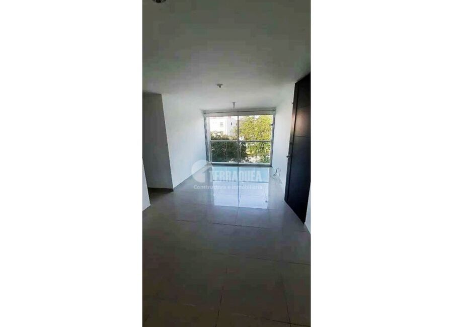 SE VENDE APARTAMENTO EN EL RECREO