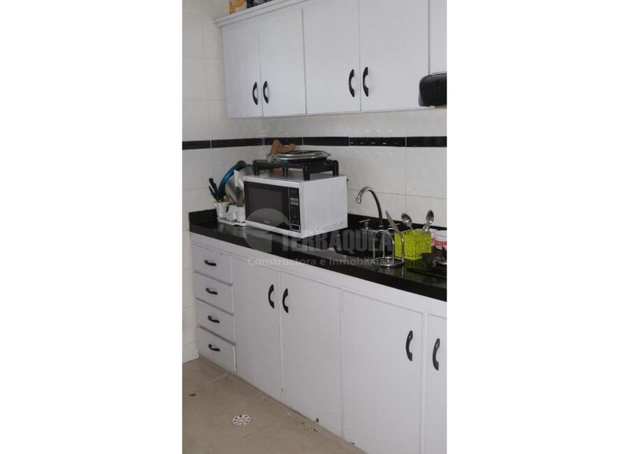 SE VENDE CASA EN EL RECREO