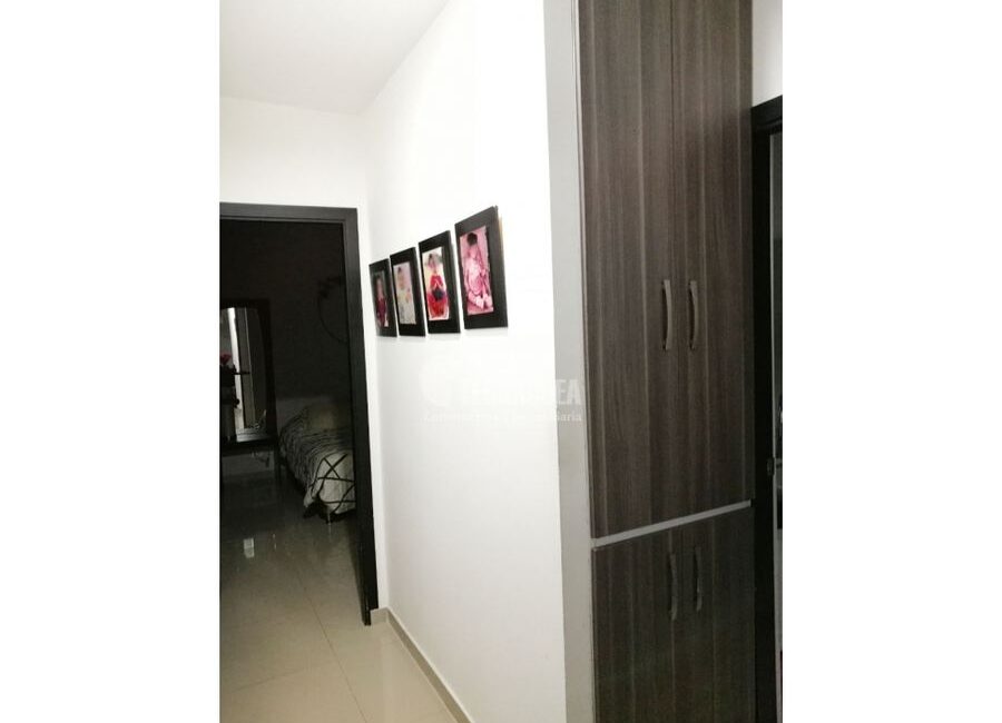 SE VENDE APARTAMENTO EN EL RECREO
