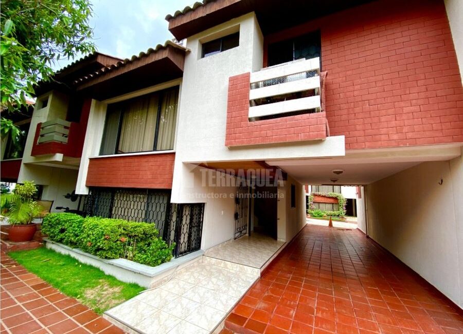 SE VENDE CASA EN VILLA COUNTRY