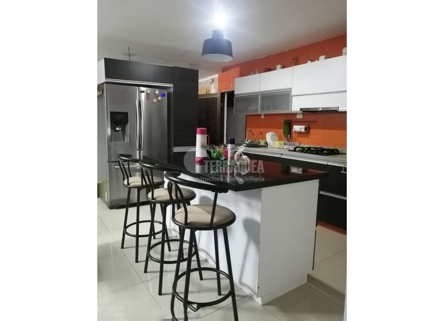 SE VENDE CASA EN CIUDAD JARDÍN