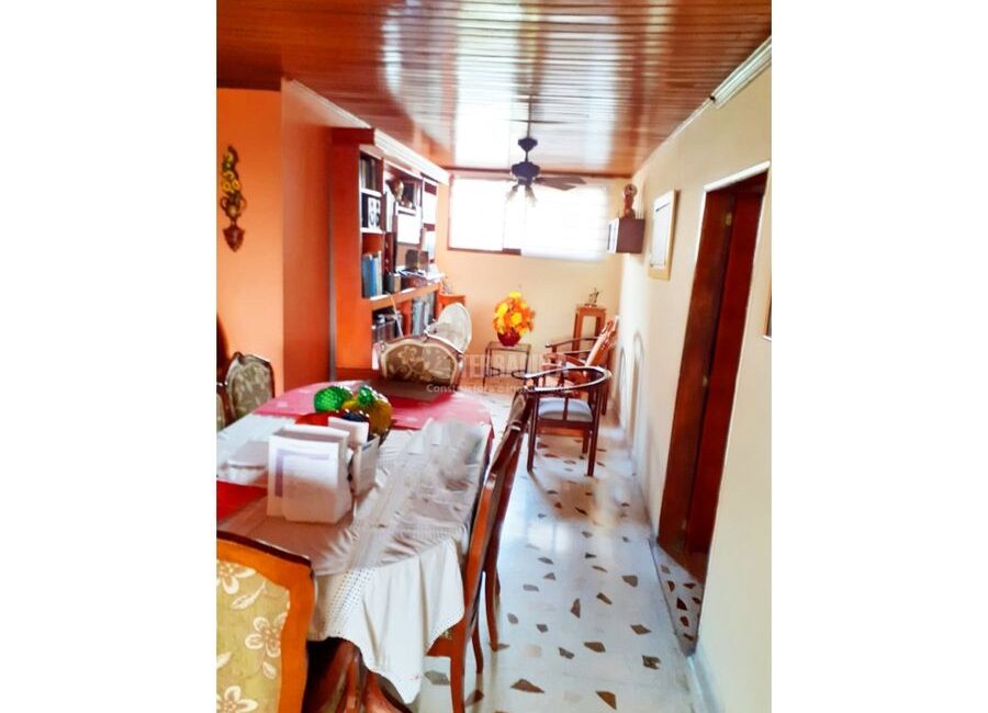 SE VENDE APARTAMENTO EN EL POBLADO
