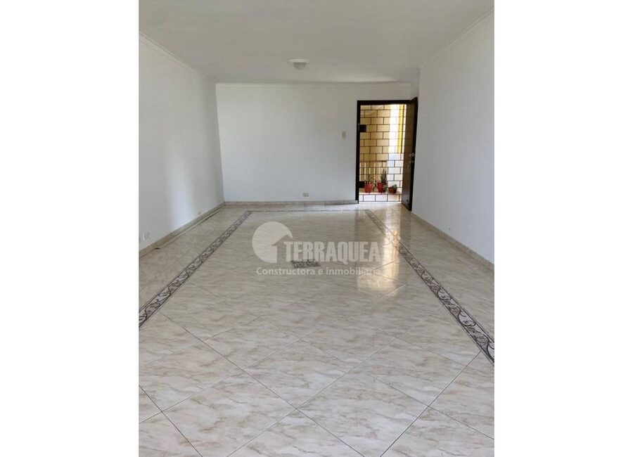 SE VENDE APARTAMENTO EN ALTOS DE RIOMAR