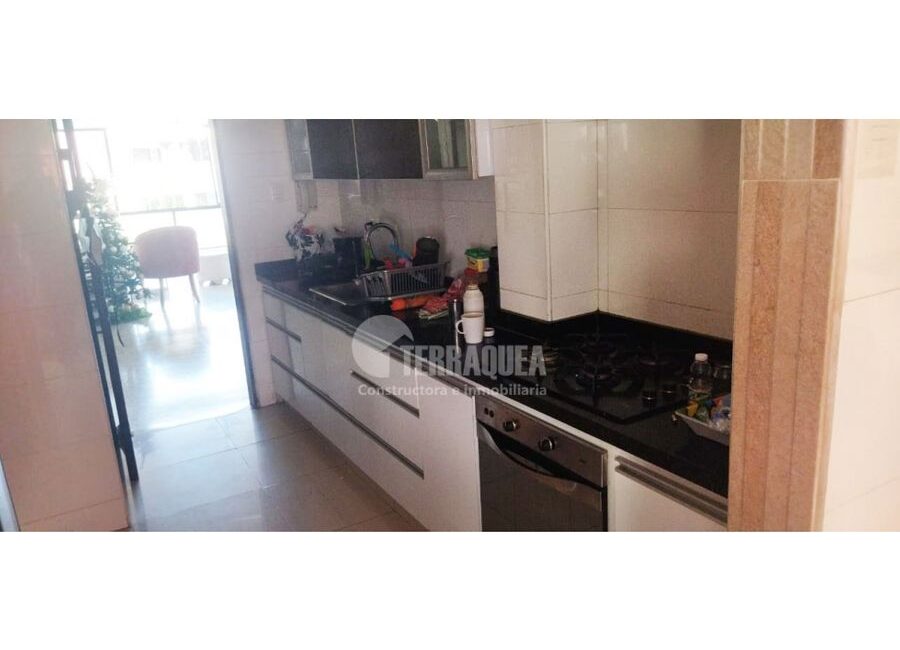 SE VENDE APARTAMENTO EN ALTOS DE RIOMAR