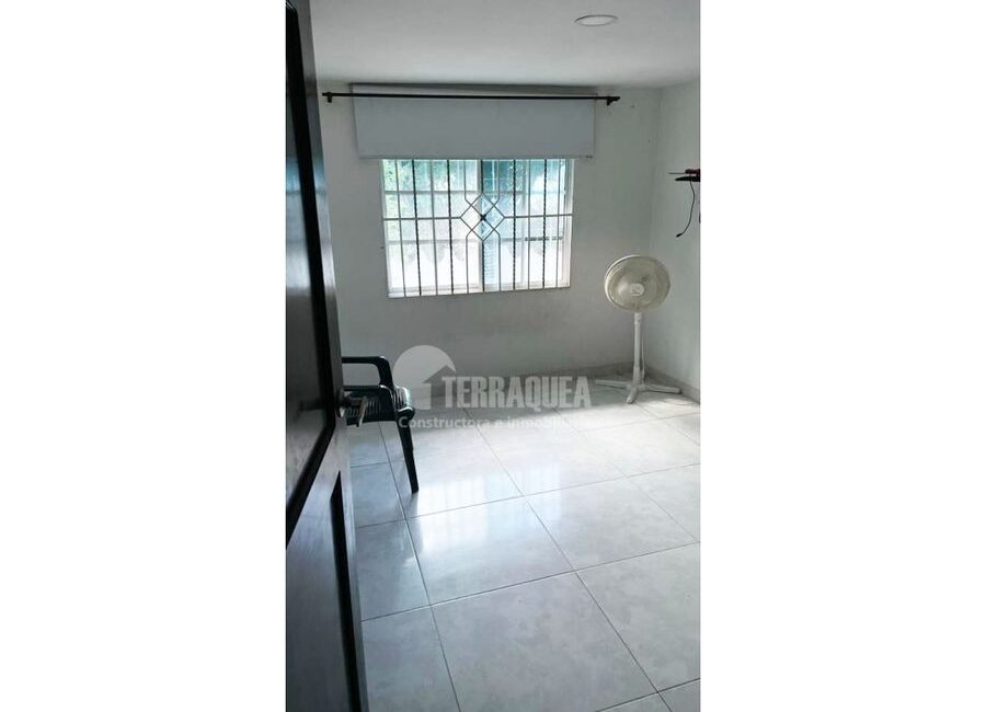 SE VENDE CASA DUPLEX EN EL SILENCIO