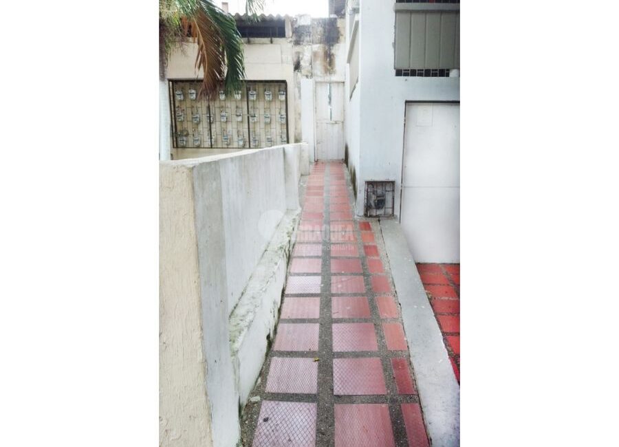 SE VENDE CASA EN BELLAVISTA