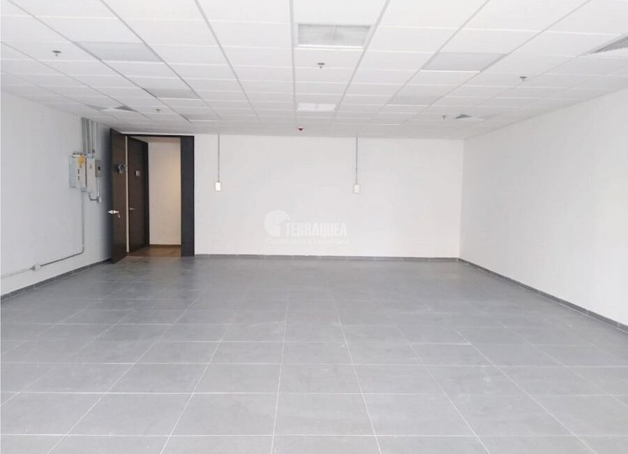 SE VENDE OFICINA EN ALTO PRADO