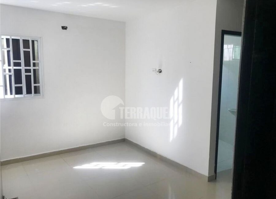 SE VENDE APARTAMENTO EN EL RECREO