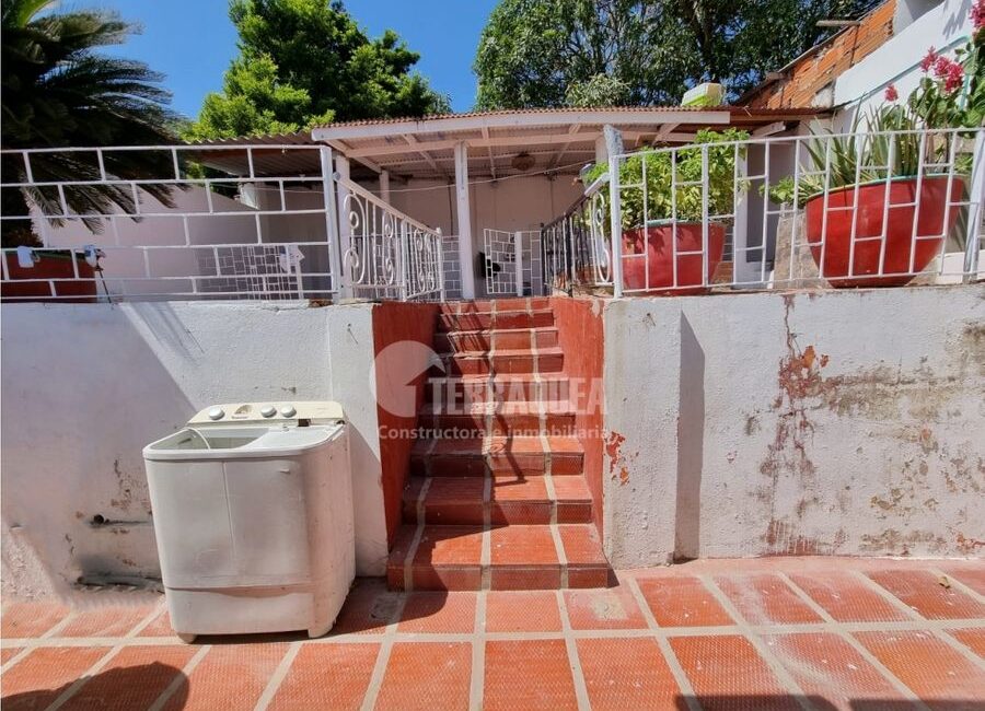 SE VENDE CASA EN LAS TERRAZAS