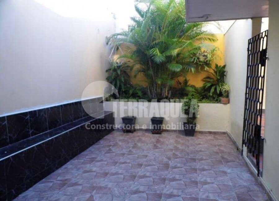 SE VENDE CASA EN CIUDAD JARDIN