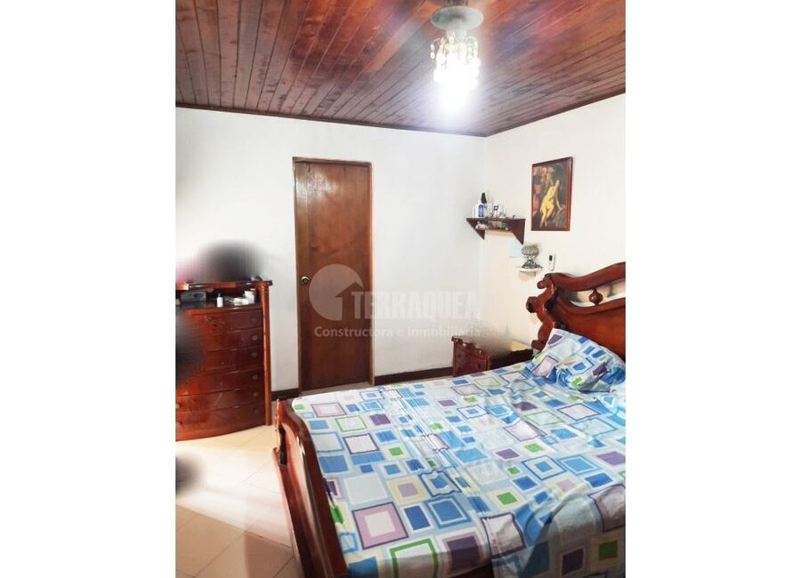 SE VENDE APARTAMENTO EN EL PRADO