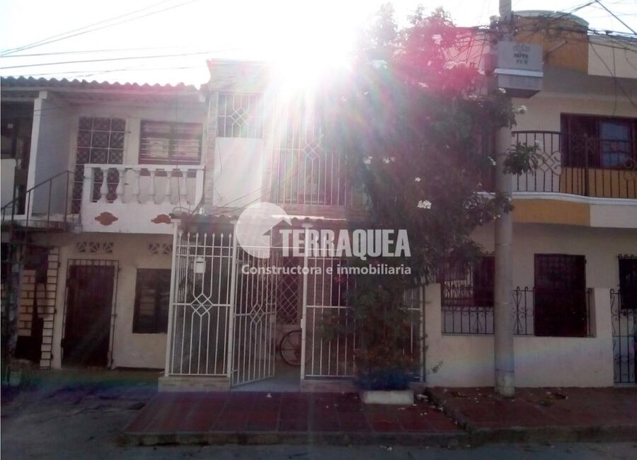 SE VENDE CASA DUPLEX EN LOS ANDES