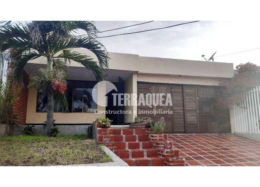 SE VENDE CASA EN LOS NOGALES