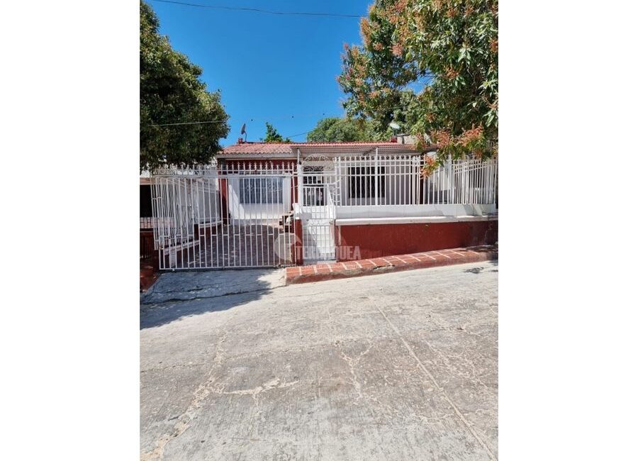 SE VENDE CASA EN LAS TERRAZAS