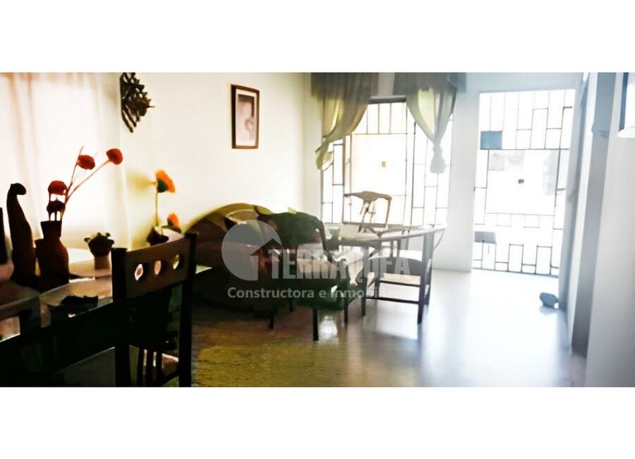SE VENDE CASA EN LUCERO