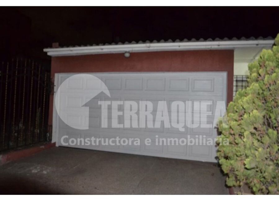 SE VENDE CASA EN ANDALUCIA