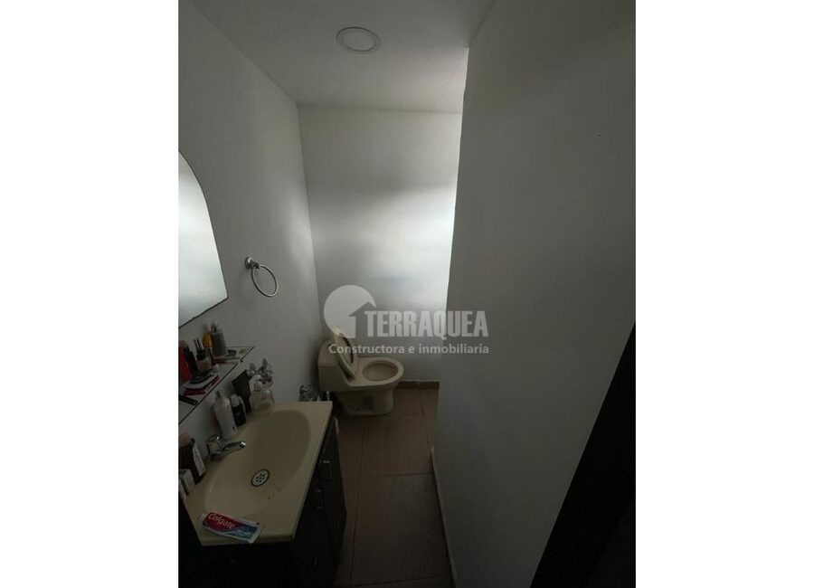 SE VENDE CASA DUPLEX EN EL SILENCIO