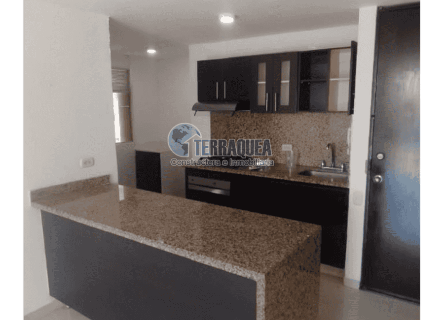 SE VENDE APARTAMENTO EN RIOMAR