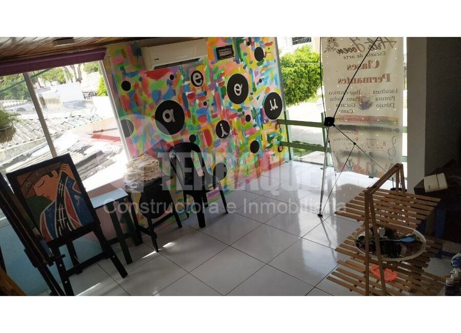 SE VENDE CASA COMERCIAL EN EL TABOR