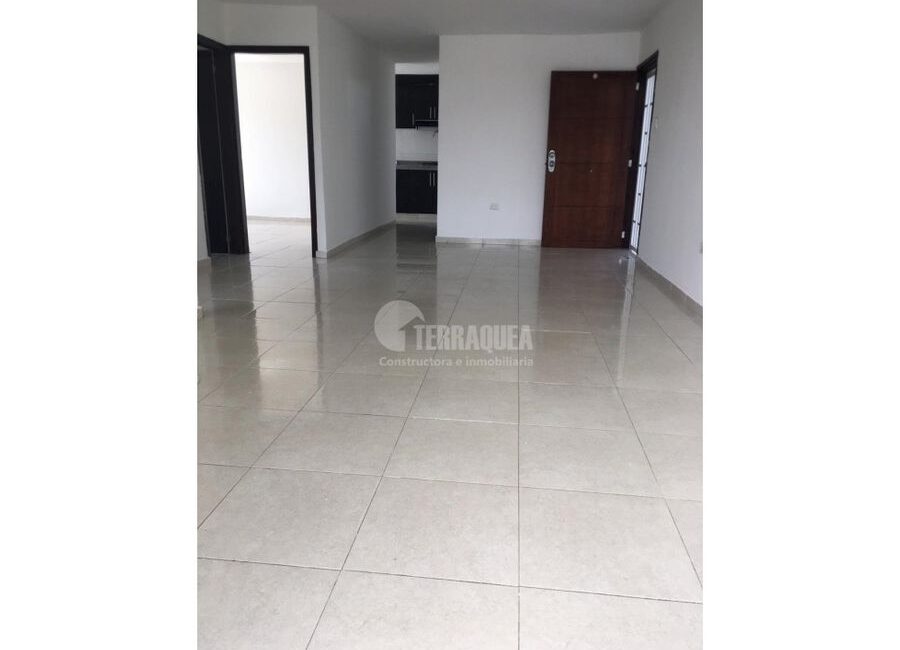 APARTAMENTO EN RECREO